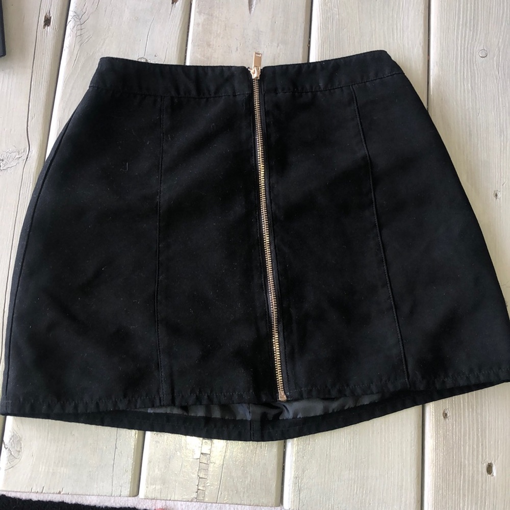 black zip up skirt